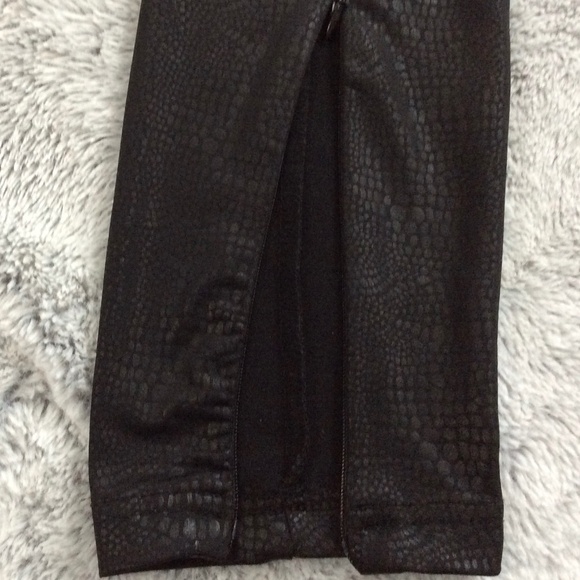 bebe *BLACK* Croc-Embossed Pull-On Leggings with Zip-Ankles - Picture 3 of 5